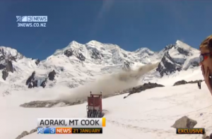 The video of the Mount Dixon (Aoraki Mount Cook) rock avalanche in motion