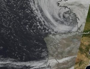 A satellite image of Cyclone Klaus on Jan. 24, 2009 over the Bay of Biscay. A new study shows there is an atmospheric circulation pattern linking severe cold spells in the northeastern United States and strong storms in western Europe, like Cyclone Klaus. Credit: Naval European Meteorology and Oceanography Center - US Navy