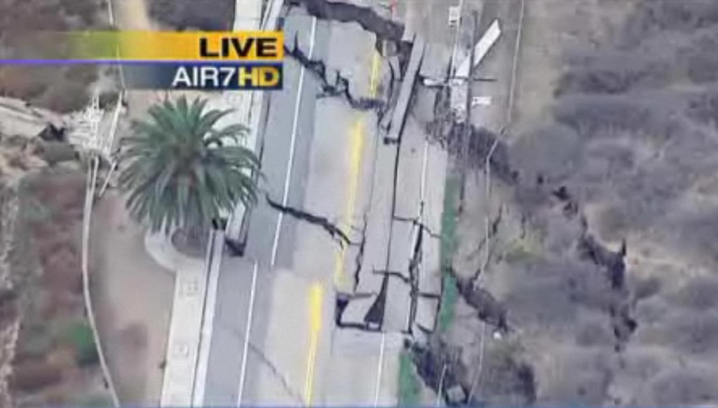 Interesting coastal landslide in San Pedro, California - The Landslide ...