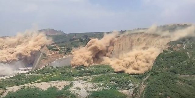 El Jale landslide