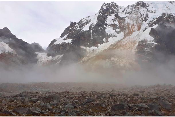 The rock / ice avalanche at Cusco in Peru
