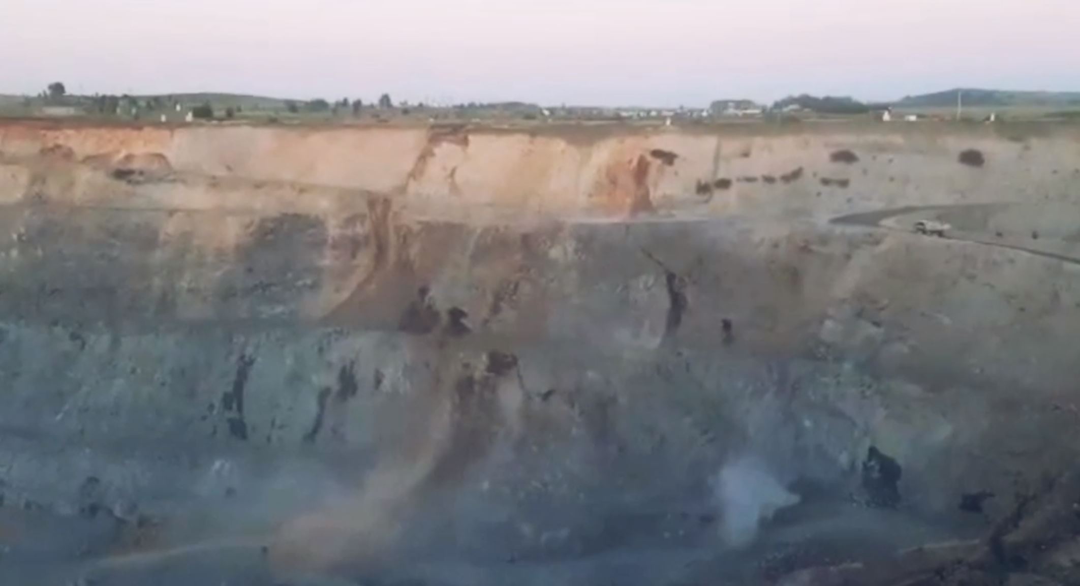 Russia quarry landslide