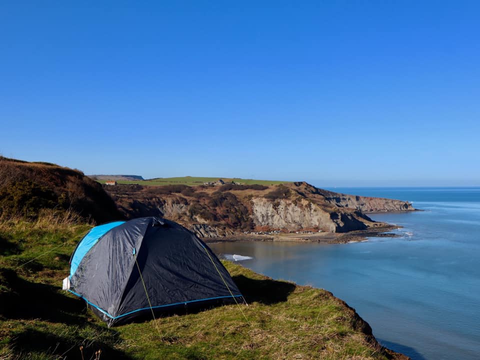 The location of the tent at the top of the cliff near to Staithes