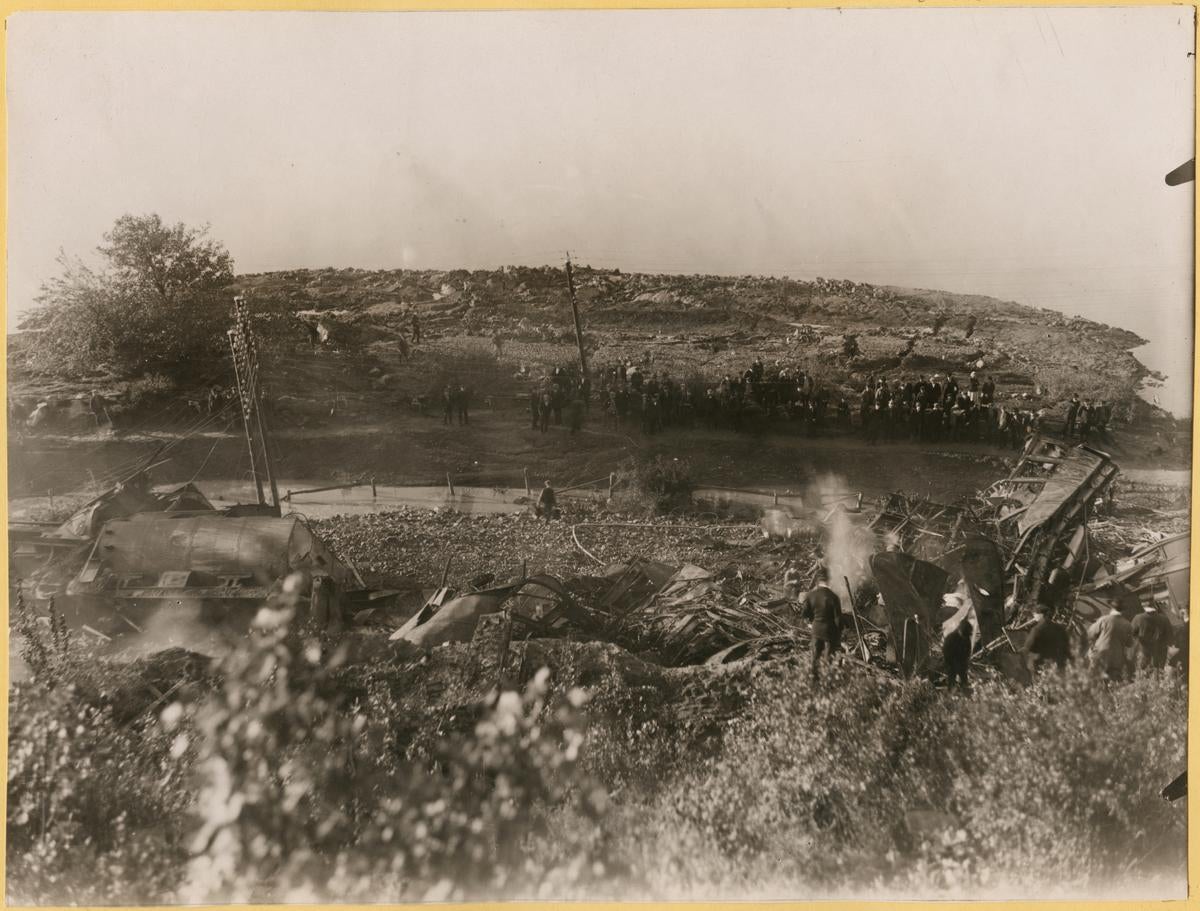A photograph from the crown of the slide showing the aftermath of the 1918 landslide at Getå in Sweden. 