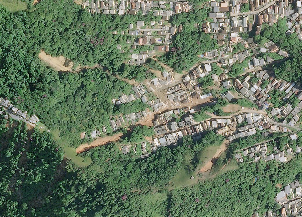 High resolution satellite image of damage caused by the landslides in the south of the city of Petrópolis in Brazil. 