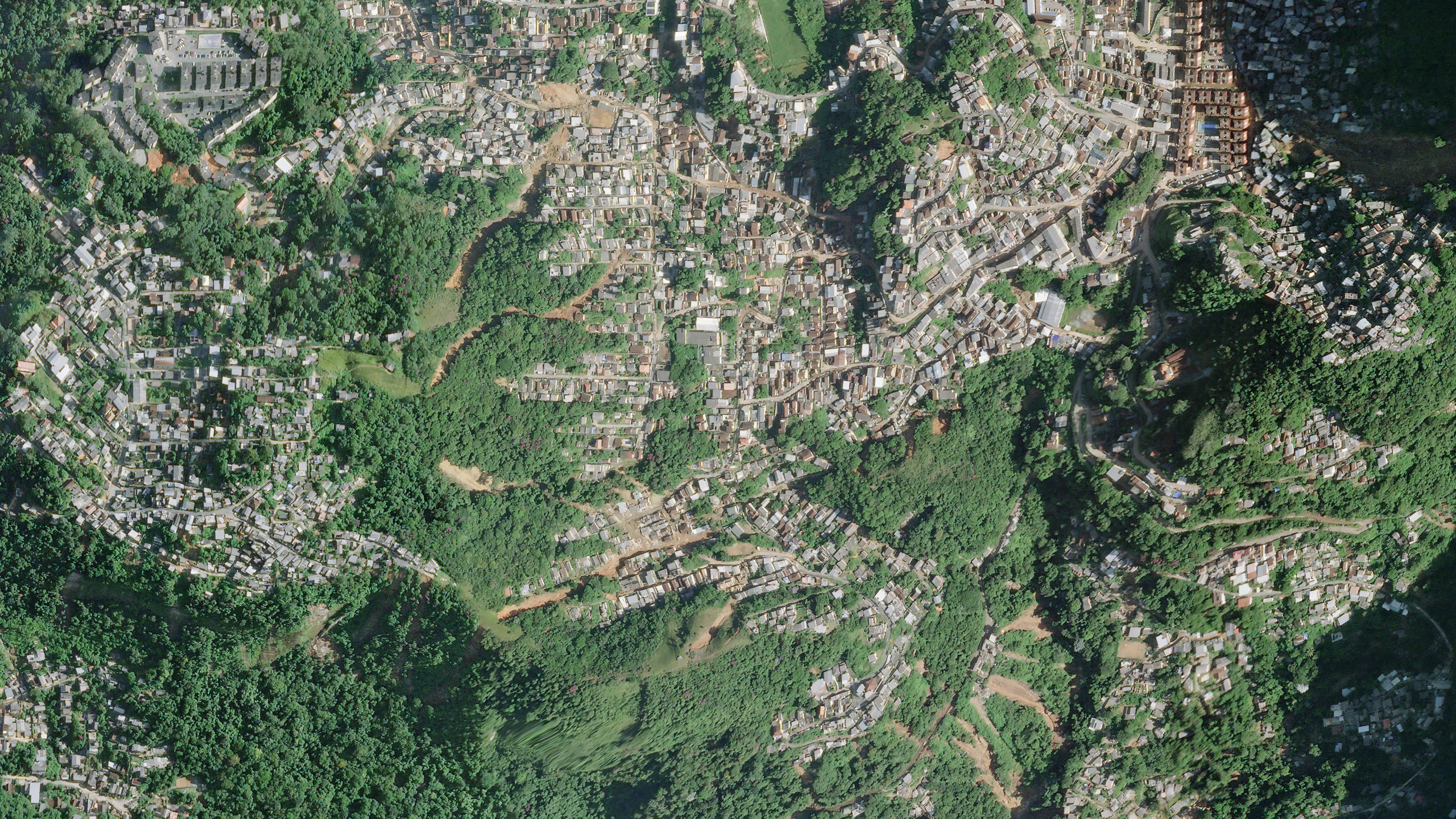 High resolution satellite image of the landslides in the south of the city of Petrópolis in Brazil. 