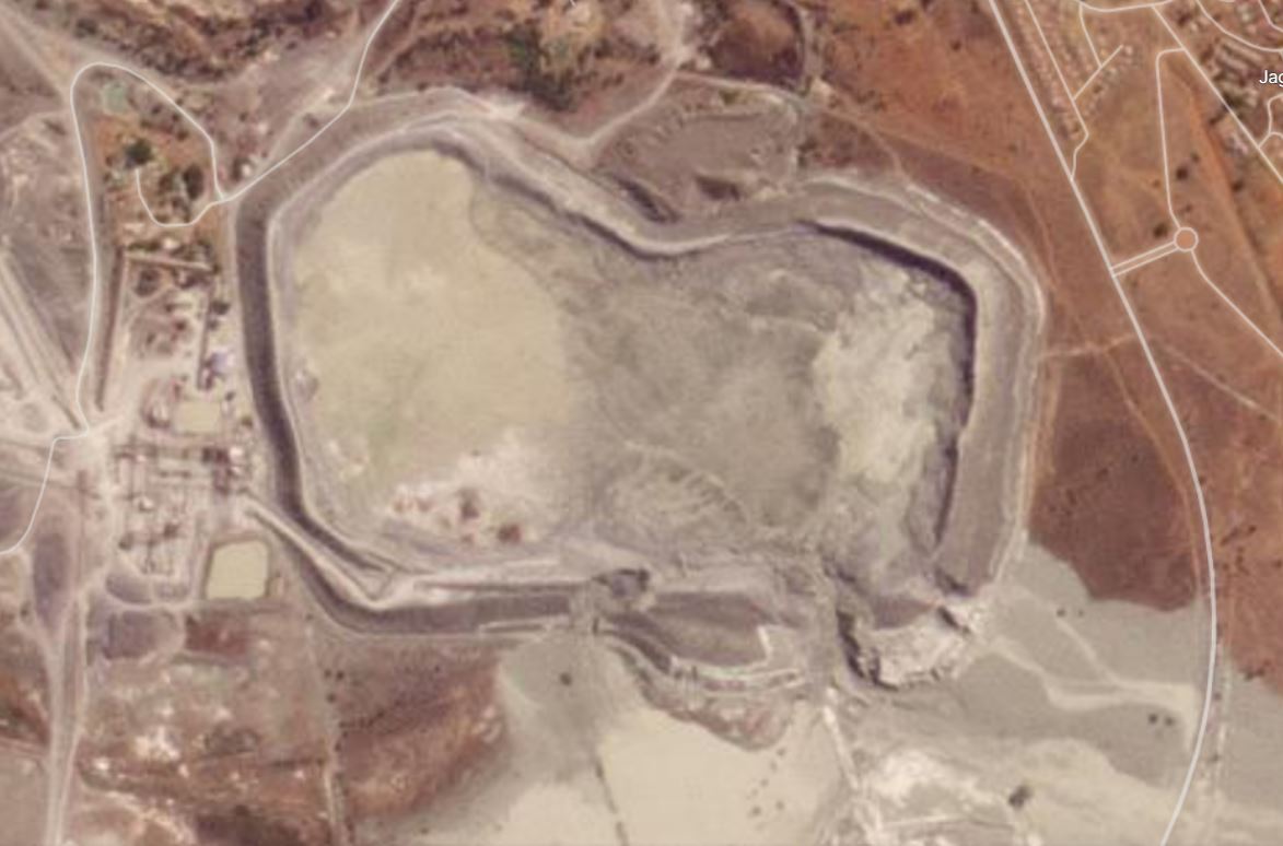 Satellite image showing the aftermath of the 11 September 2022 Jagersfontein tailings dam failure in South Africa. This image shows the tailings facility itself, including the multiple locations in which the walls have been compromised.