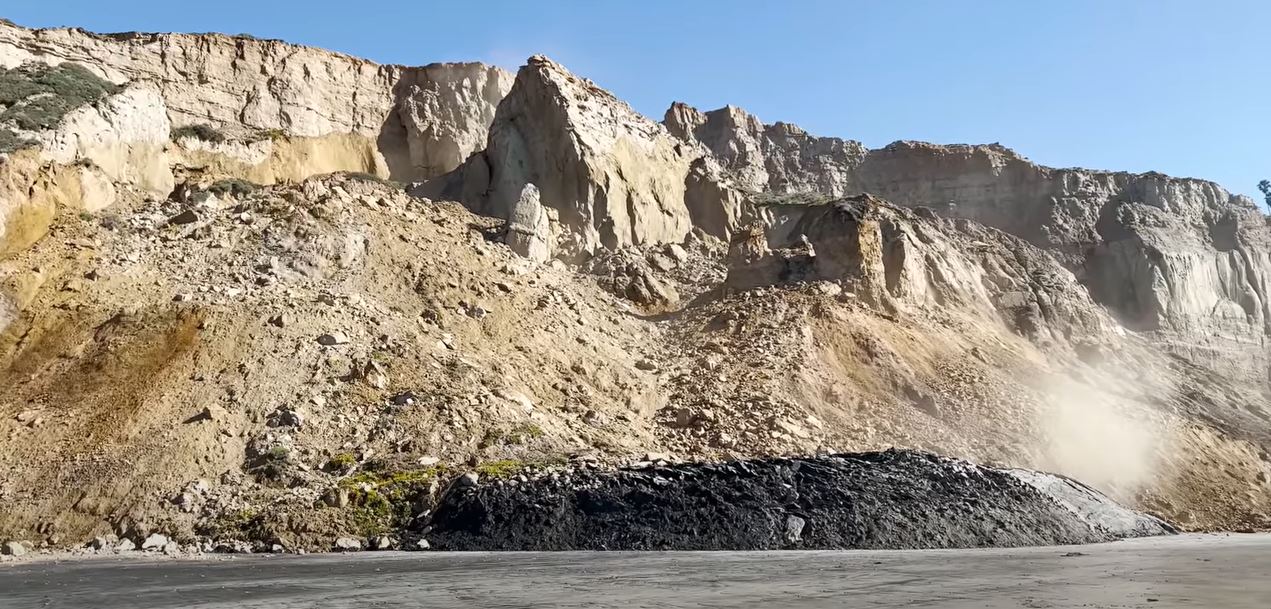 The 20 January 2022 landslide at Blacks Beach in California. 