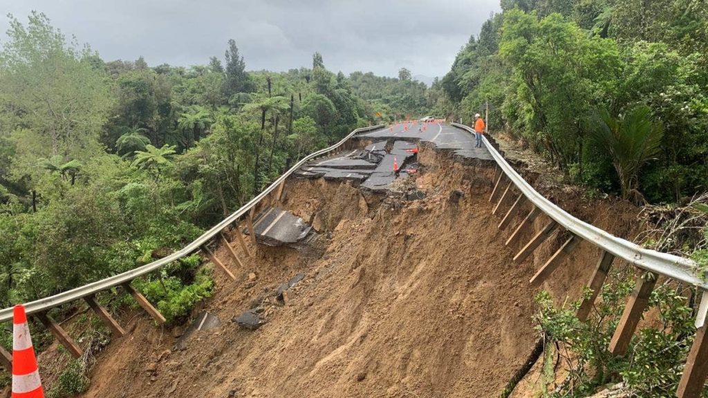 Multiple Landslides From Extreme Rainfall In Auckland, New Zealand ...