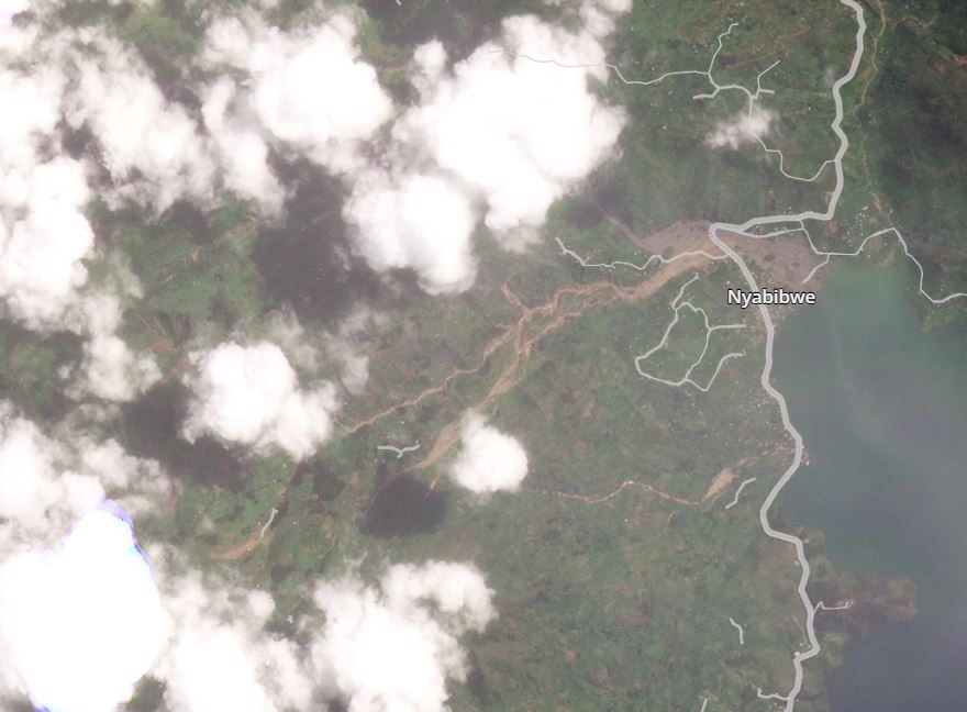 Multiple channelised mud and debris flows on the banks of Lake Kivu in the Democratic Republic of Congo. 