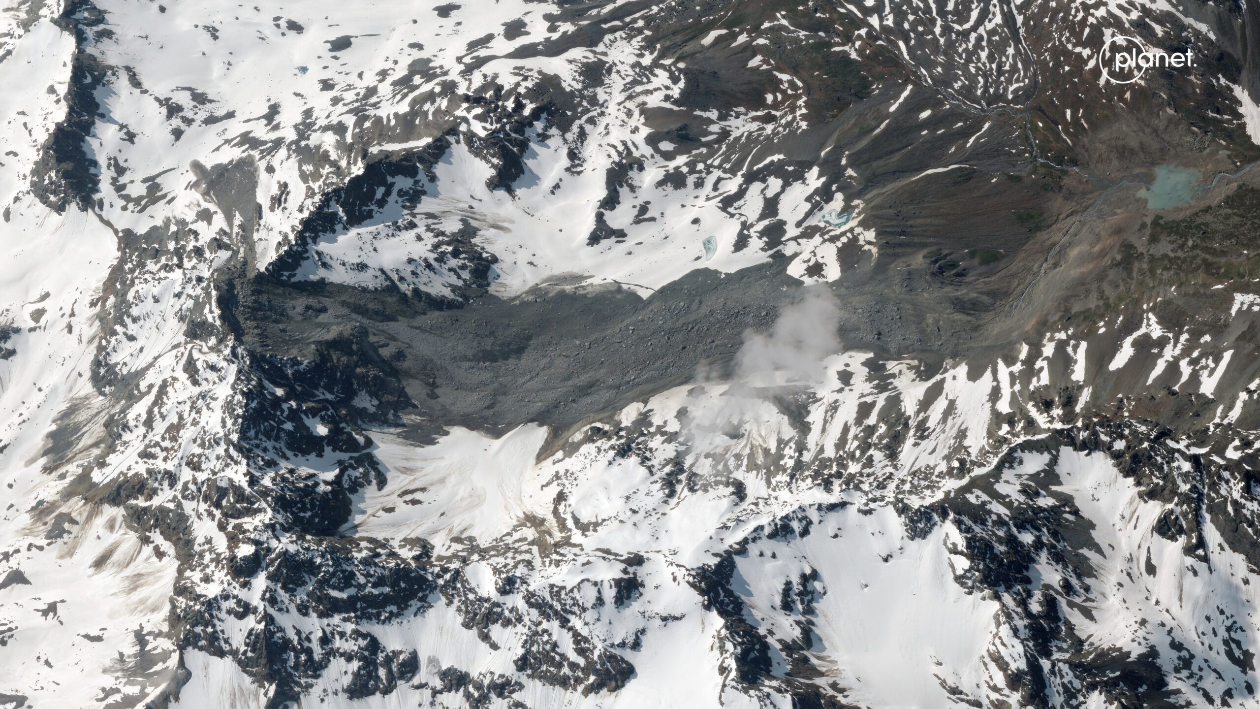 Planet SkySat image of the 11 June 2023 Flüchthorn rock avalanche in Austria. 