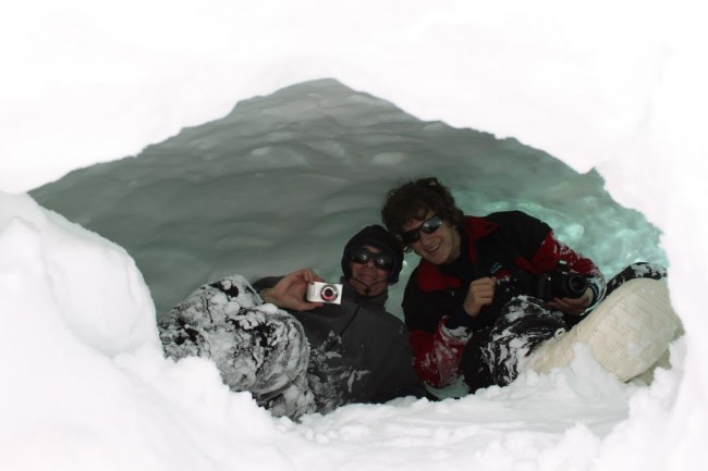 Chaz Firestone of Brown University and I in a Quinzee (Snow hut). Chaz was part of our 7 member science journalist group.