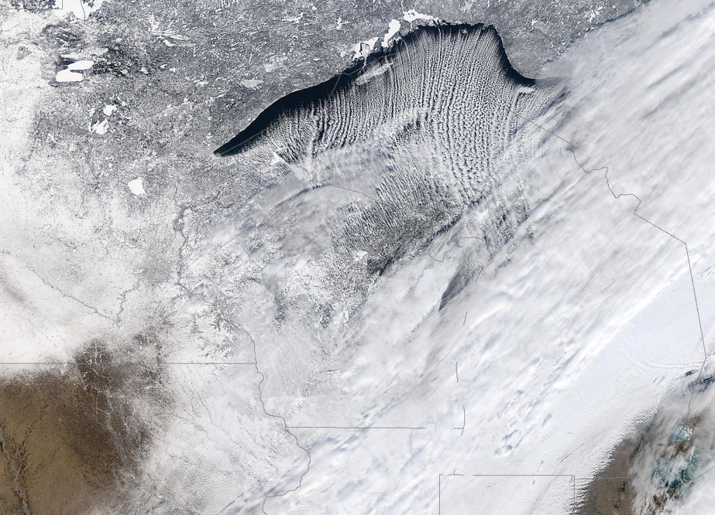 Notice the frigid air flowing across Lake Superior and picking up moisture.  Click for much larger version.