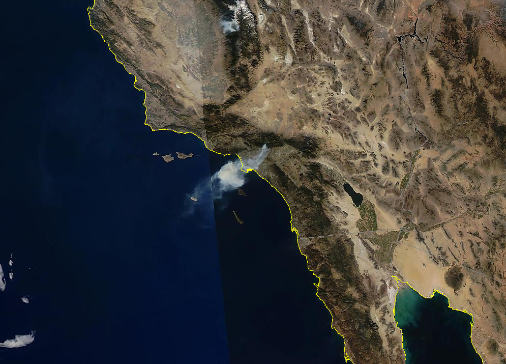 NASA Aqua Satellite true colour image of the Southern California fire today.