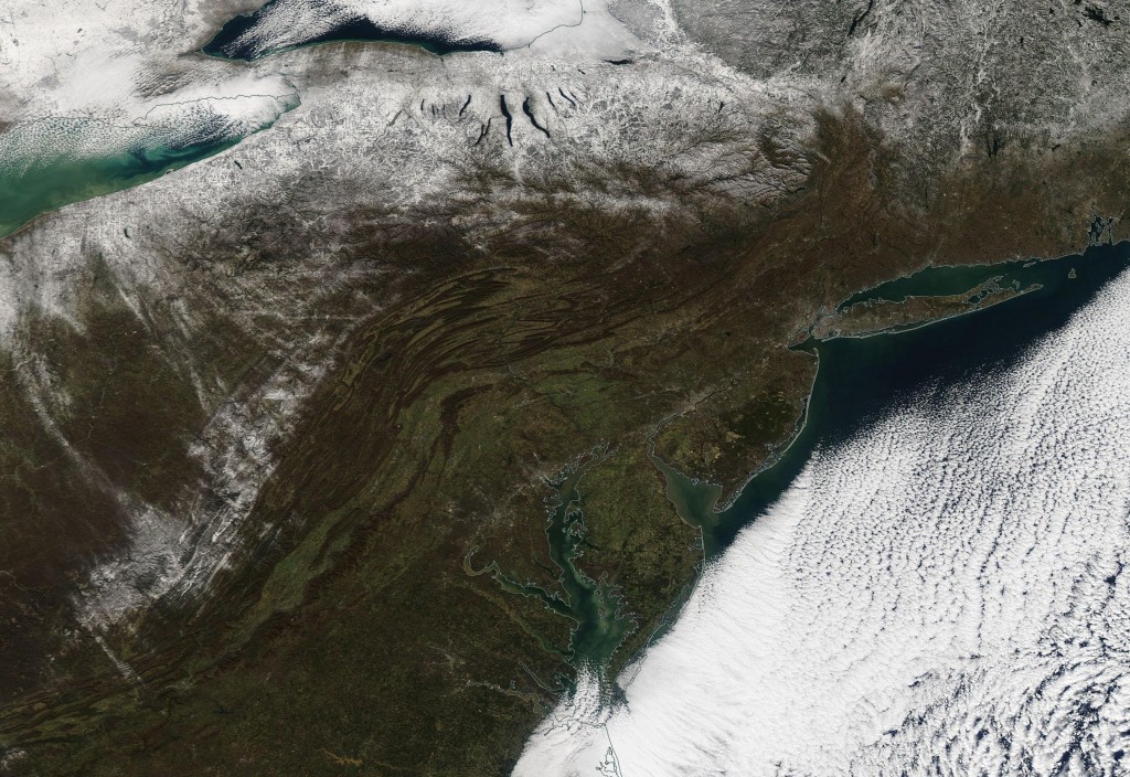 NASA Aqua Satellite Tuesday Jan 5, 2016. Note the heavy snow cover around the Great Lakes.